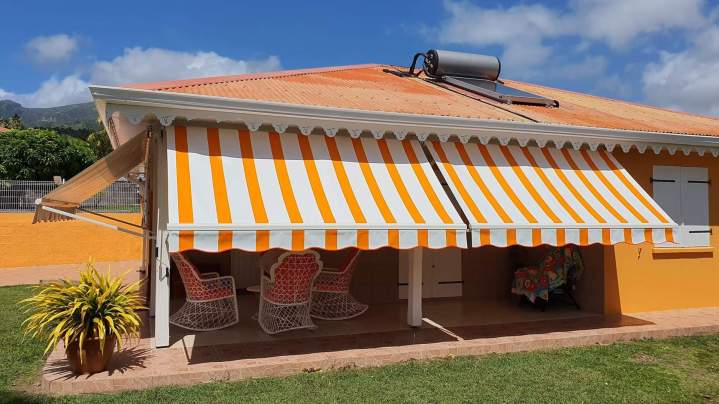 Store banne sur mesure Fort-de-France