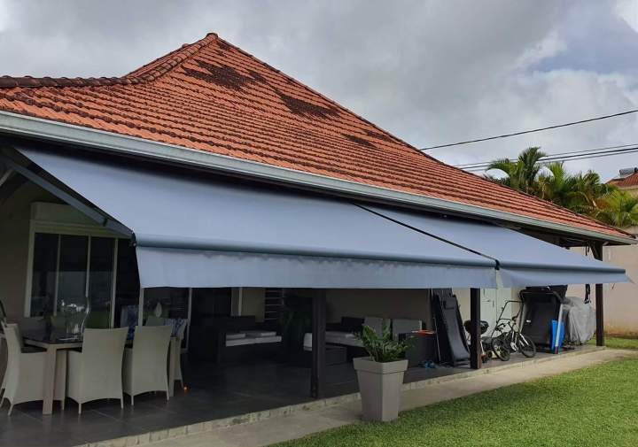 Store banne sur mesure Fort de France